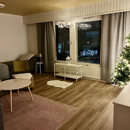 Nice And Cozy Townhouse โรวานิเอมิ ภายนอก รูปภาพ