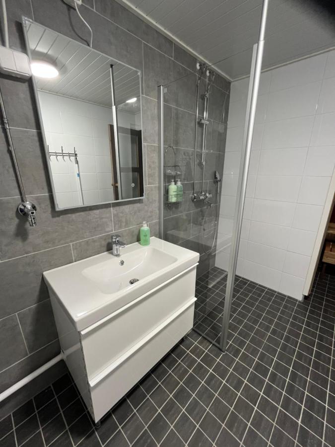 Nice And Cozy Townhouse โรวานิเอมิ ภายนอก รูปภาพ